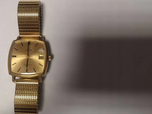 Omega Genève Pozłacany kolor złoty