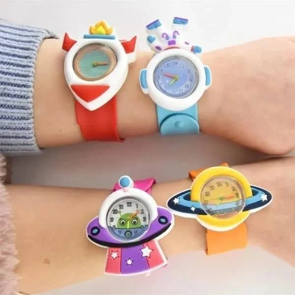 Robe Zegarek analogowy na pasku Kosmos MIX