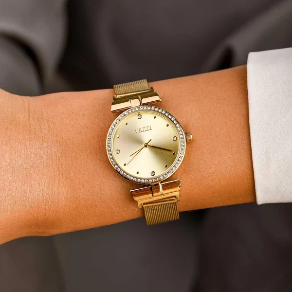 Zegarek z kryształkami