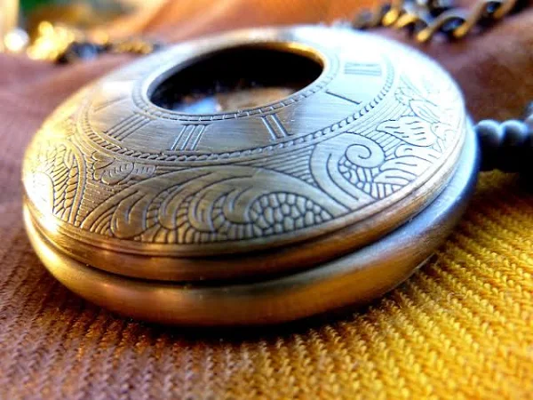 Empik Zegarek Na łańcuszku Na Przestrzał