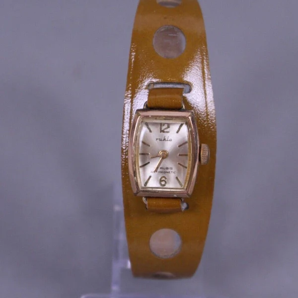 Ruhla Damski Zegarek Na Rękę 17 Rubis Antimagnetic Ręcznie Nakręcany