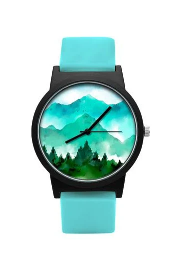 zegarek z silikonowym paskiem góry
