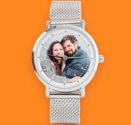 Personalizowany damski zegarek na metalowej bransolecie typu mesh