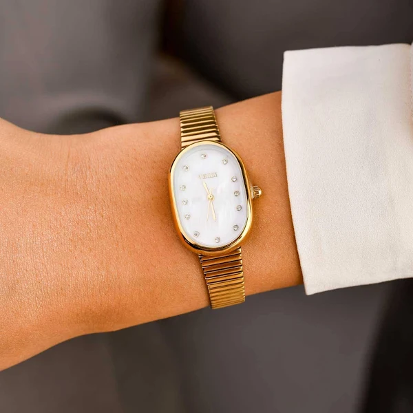 Zegarek z kryształkami