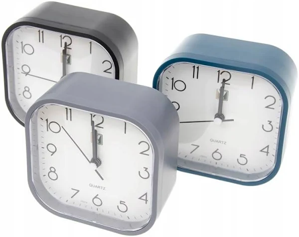 Budzik kwadrat. na bat.10x10cm mix kolor/DI3485