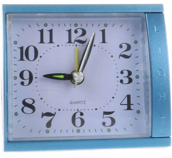 Zegar z alarmem Budzik na Baterie Zegarek Klasyczny z Podświetleniem 944