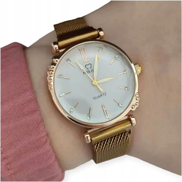 Zegarek złoty damski na magnetyczne zapięcie